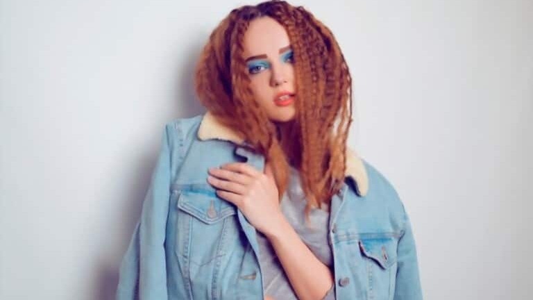 What To Wear To A 90s Themed Party? What To Wear To A 90s Themed Party?