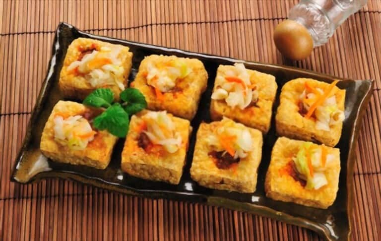 Exploring the Tastiest Eats on Chinese Streets Exploring the Tastiest Eats on Chinese Streets